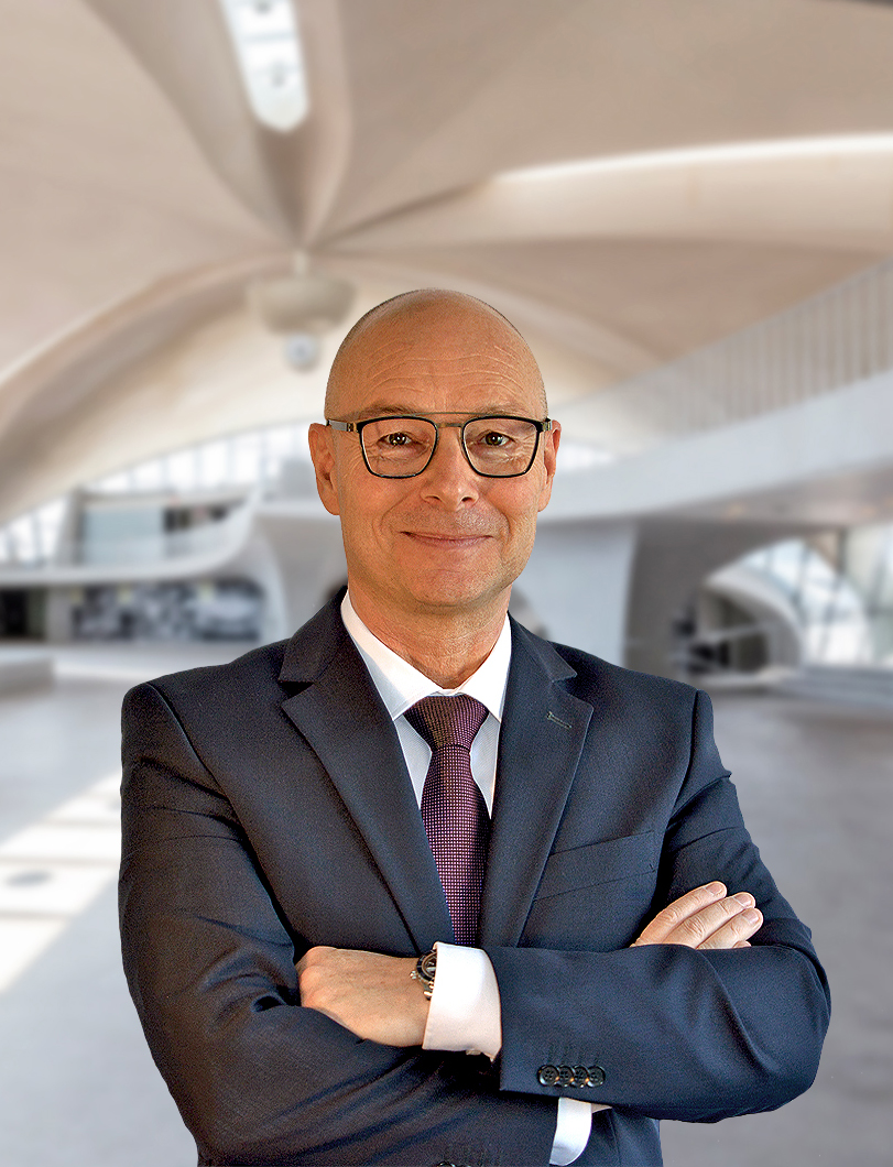 </p>
<p><strong>Michael Jordan</strong><br /> Spezialist für Luxusimmobilien auf Mallorca</p>
<p>